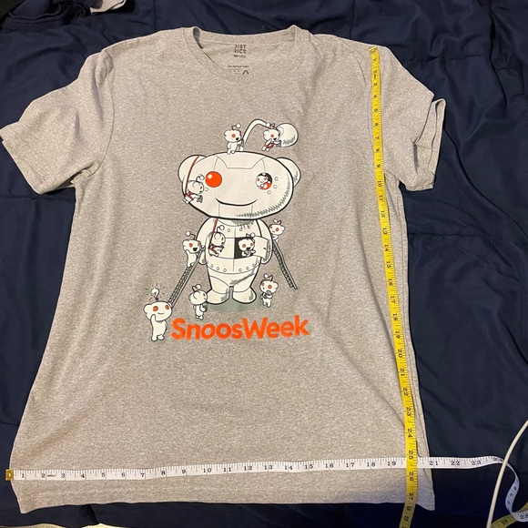 Reddit Cute District Tee (M) from District - Picture 6 of 6